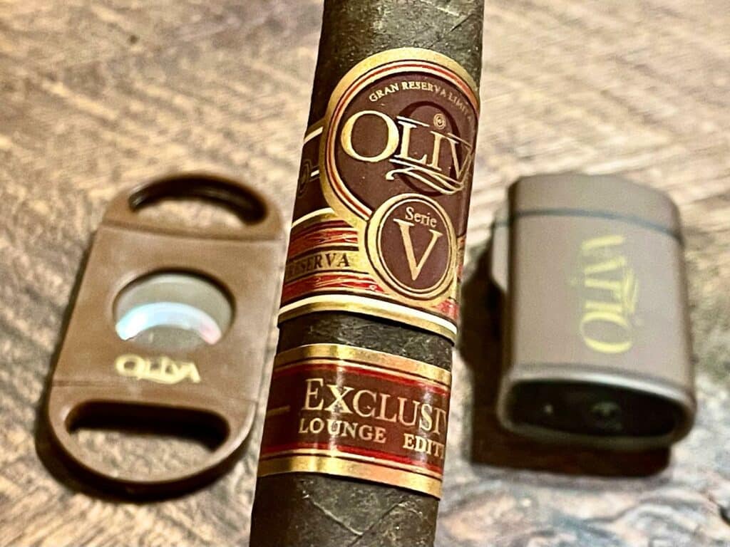 Neu und nur im whisky & cigar salon: Oliva Exclusive Lounge Edition.
